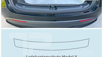 Anbringen der Ladekantenschutzfolie beim Tesla Model Y