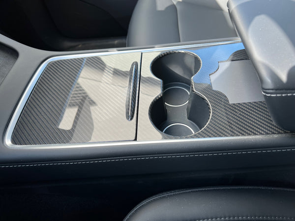 Tesla Model 3 and Y - Real carbon center console cover with key card cut-out in high gloss
