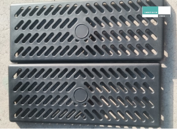 Tesla Model Y ventilation grille for the footwell ventilation