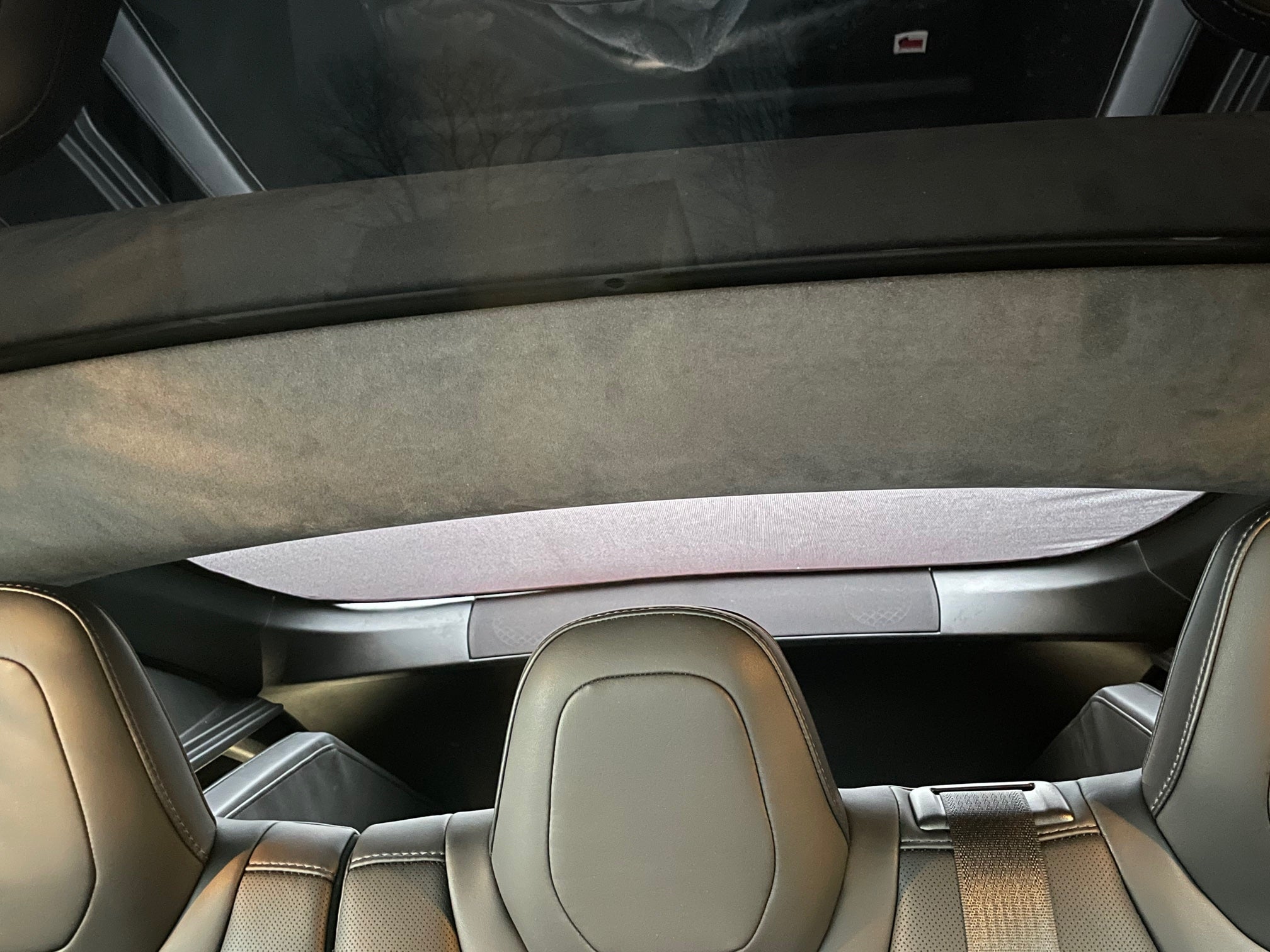 Sun protection element rear window Tesla Model S – E-Mobility Shop
