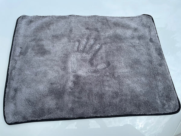Our thick - microfiber cloth, 1200 GSM, drying cloth for car wash, 70 x 50 cm