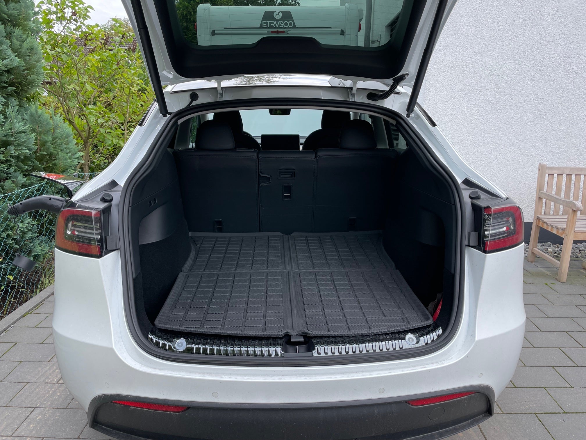 Tesla Model Y boot sill protection aluminum black – E-Mobility Shop
