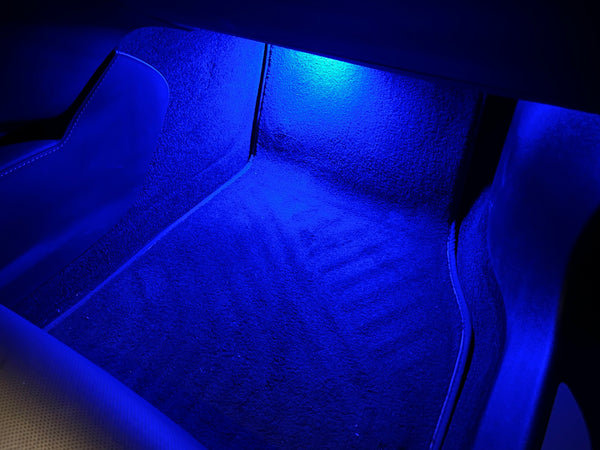 Blaues Innenraum LED Licht Tesla Model 3, S, X und Y
